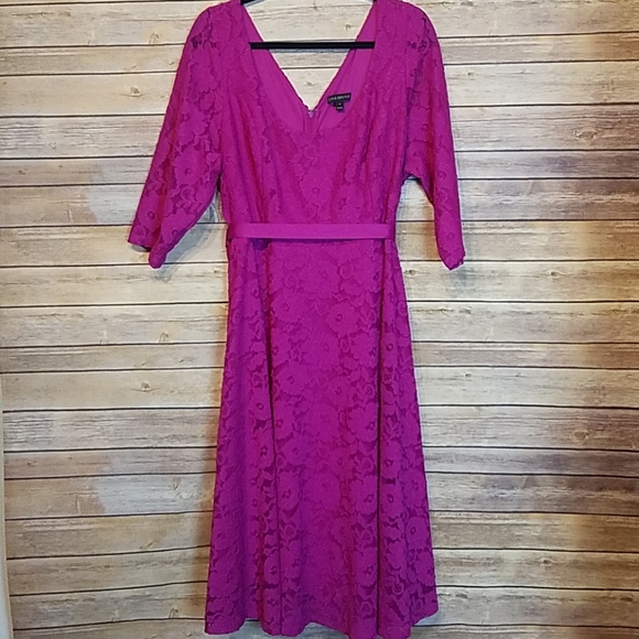 Lane Bryant Dresses & Skirts - Lane Bryant lace overlay midi dress elbow sleeve